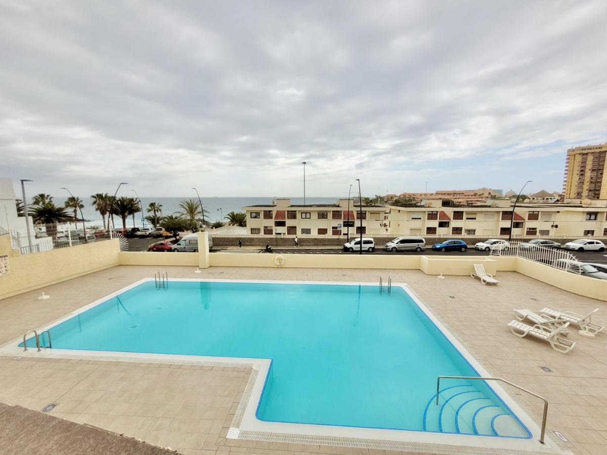 Sunbeach Apartment Арона Екстер'єр фото