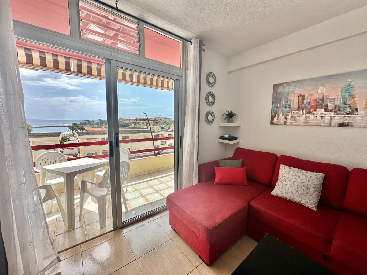 Sunbeach Apartment Арона Екстер'єр фото