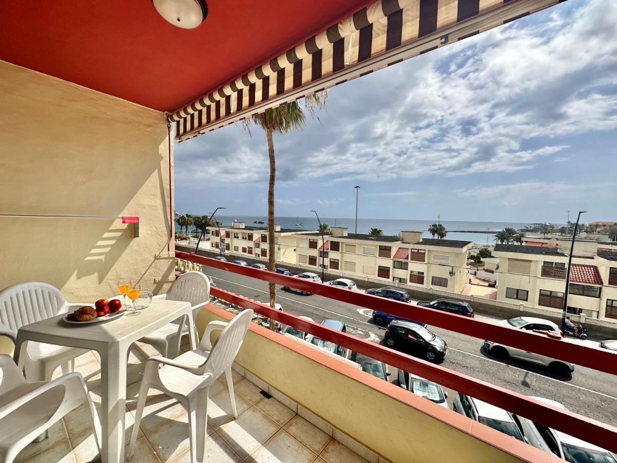 Sunbeach Apartment Арона Екстер'єр фото