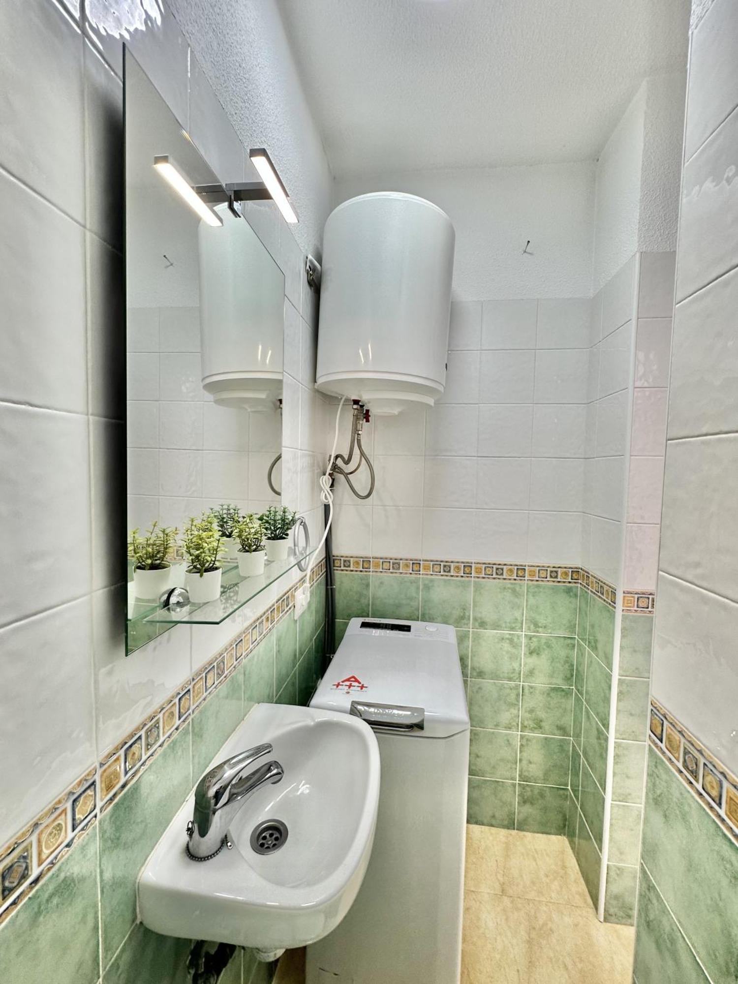 Sunbeach Apartment Арона Екстер'єр фото