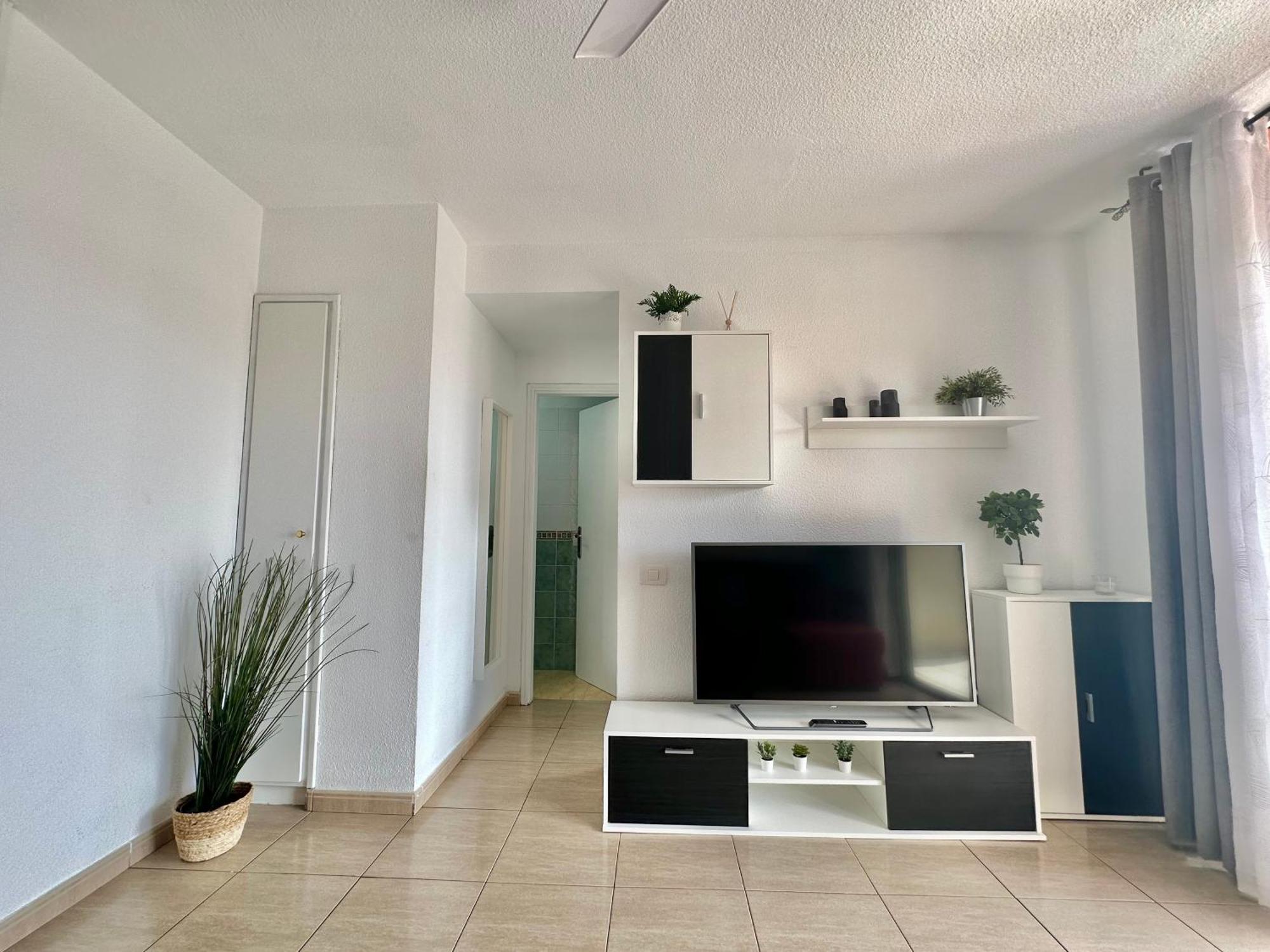 Sunbeach Apartment Арона Екстер'єр фото